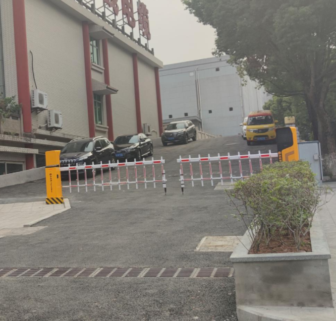 重庆智能道闸
